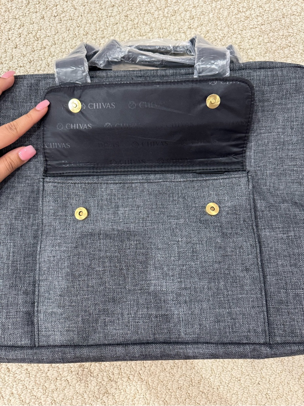 Chivas Black & Grey Laptop Bag – Brand New & Spacious – Fits 18" Laptop - Picture 10 of 12